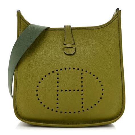 HERMES Taurillon Clemence Evelyne II PM Vert Chartreuse 